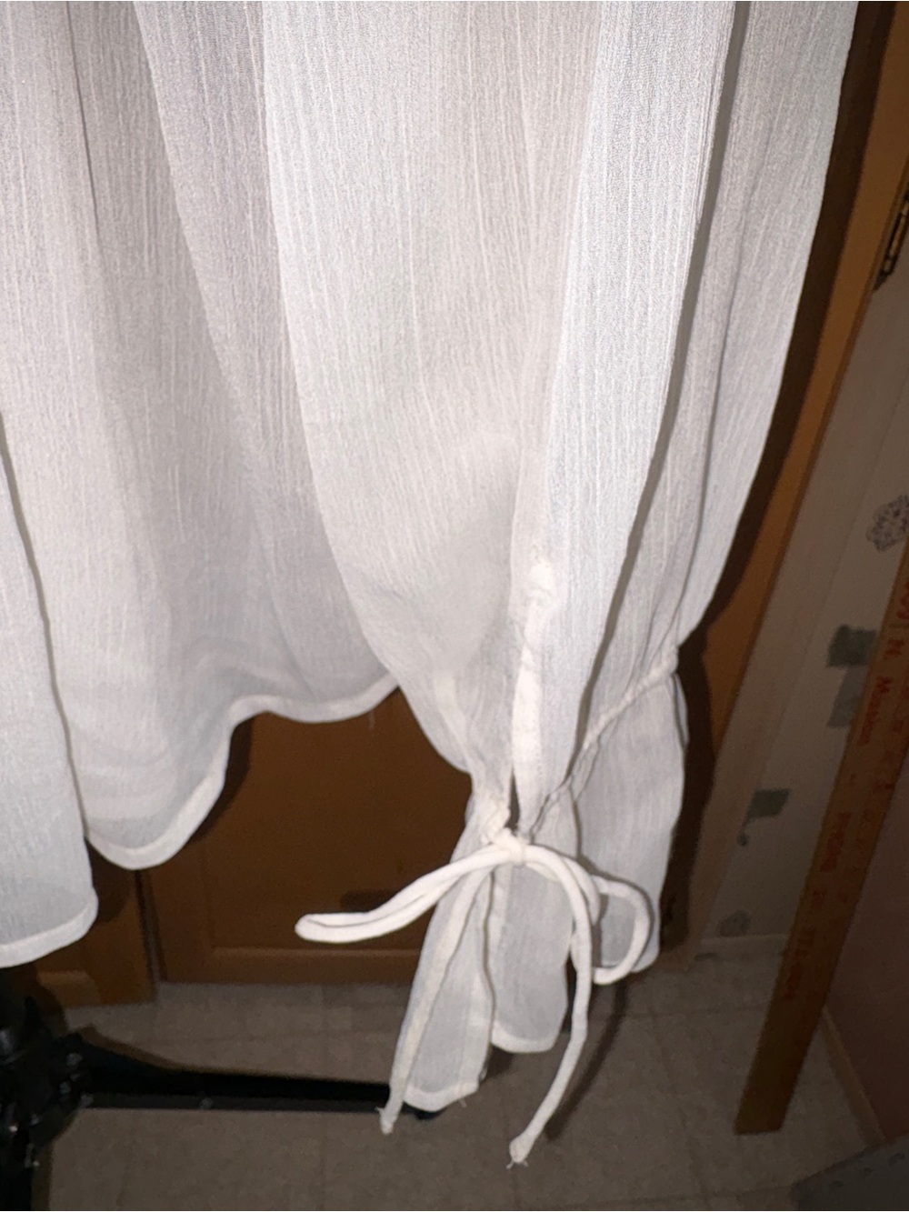 Loft Sheer White Cream Chiffon Ruffle Tie Neck Bell Sleeve Blouse Size XXL - Picture 5 of 9